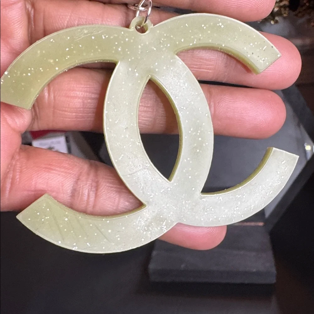 Streetwear Fashion Army Green Dangle Earrings - Picture 11 of 12